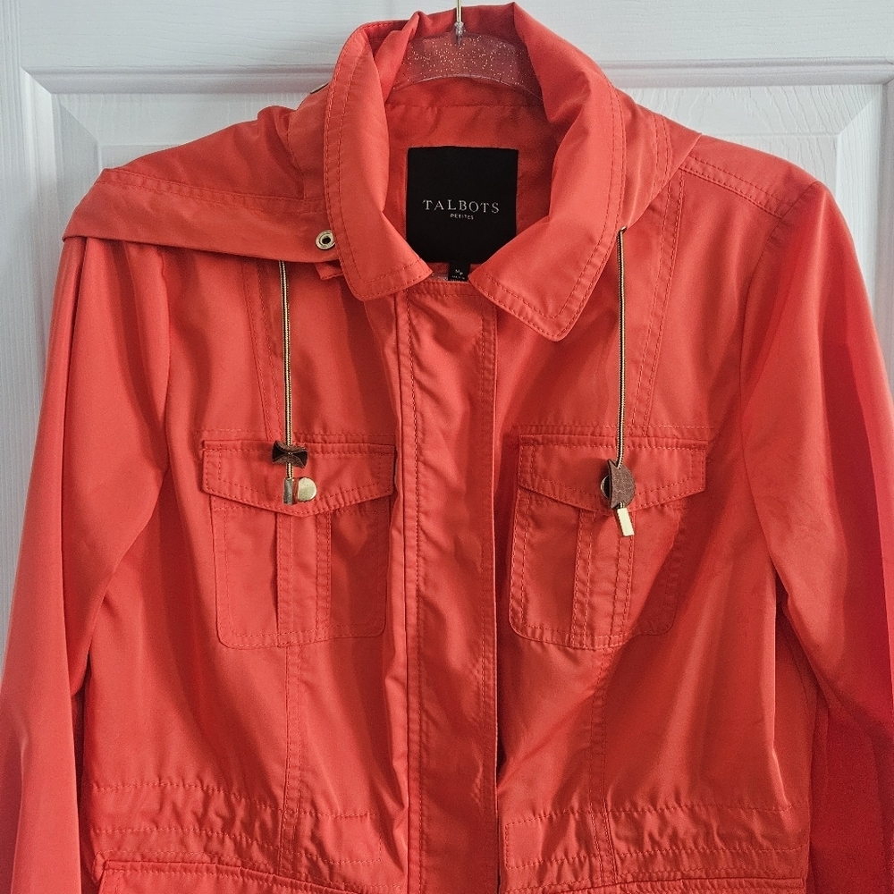 NWOT Talbots Petite Hooded Water Resistant Anorak Rain Jacket/Coat - Picture 2 of 16